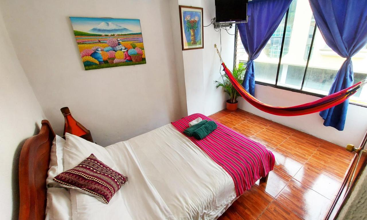 Erupcion Art Hotel & Hostel Баньос Экстерьер фото