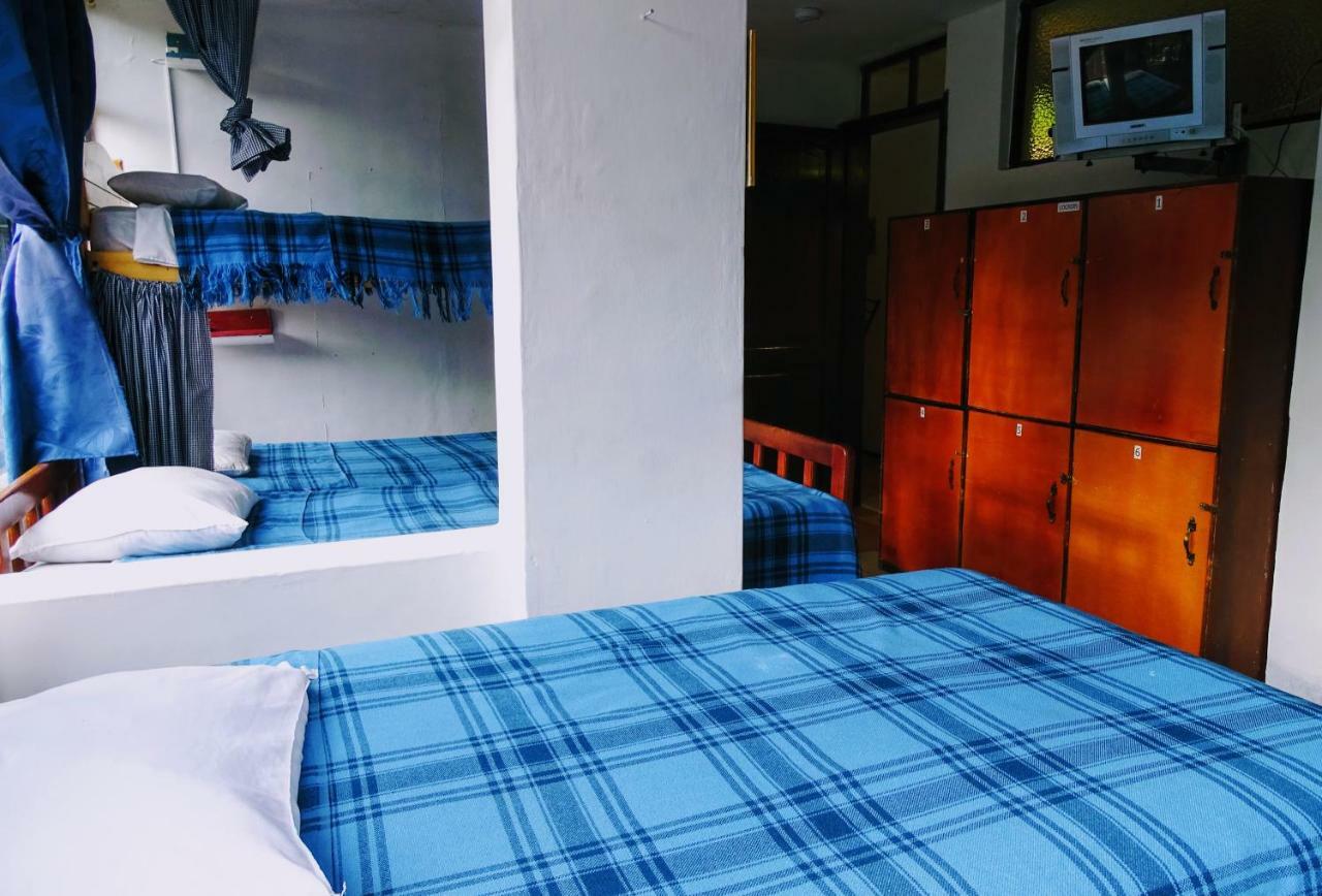 Erupcion Art Hotel & Hostel Баньос Экстерьер фото